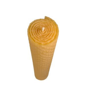 Søylelys i bivoks med bivoksmønster og bomullsveke, naturlig gul