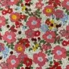 Bivokspapir XL med retro-inspirert blomstereng i rosa, blått og gult – miljøvennlig matomslag laget av bivoks, bomull og jojobaolje.