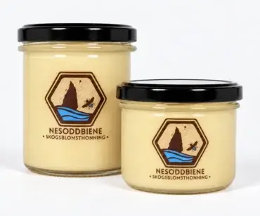 Skogsblomsthonning 250g 400g To glass Skogsblomsthonning fra Nesoddbiene, 250 gram og 400 gram